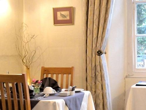 Sonata Guest House (Adults Only) ケンダル エクステリア 写真